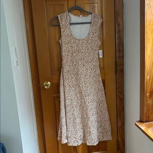 Old Navy Sleeveless Scoop-Neck Maxi Dress in Brown and Cream Animal Print
